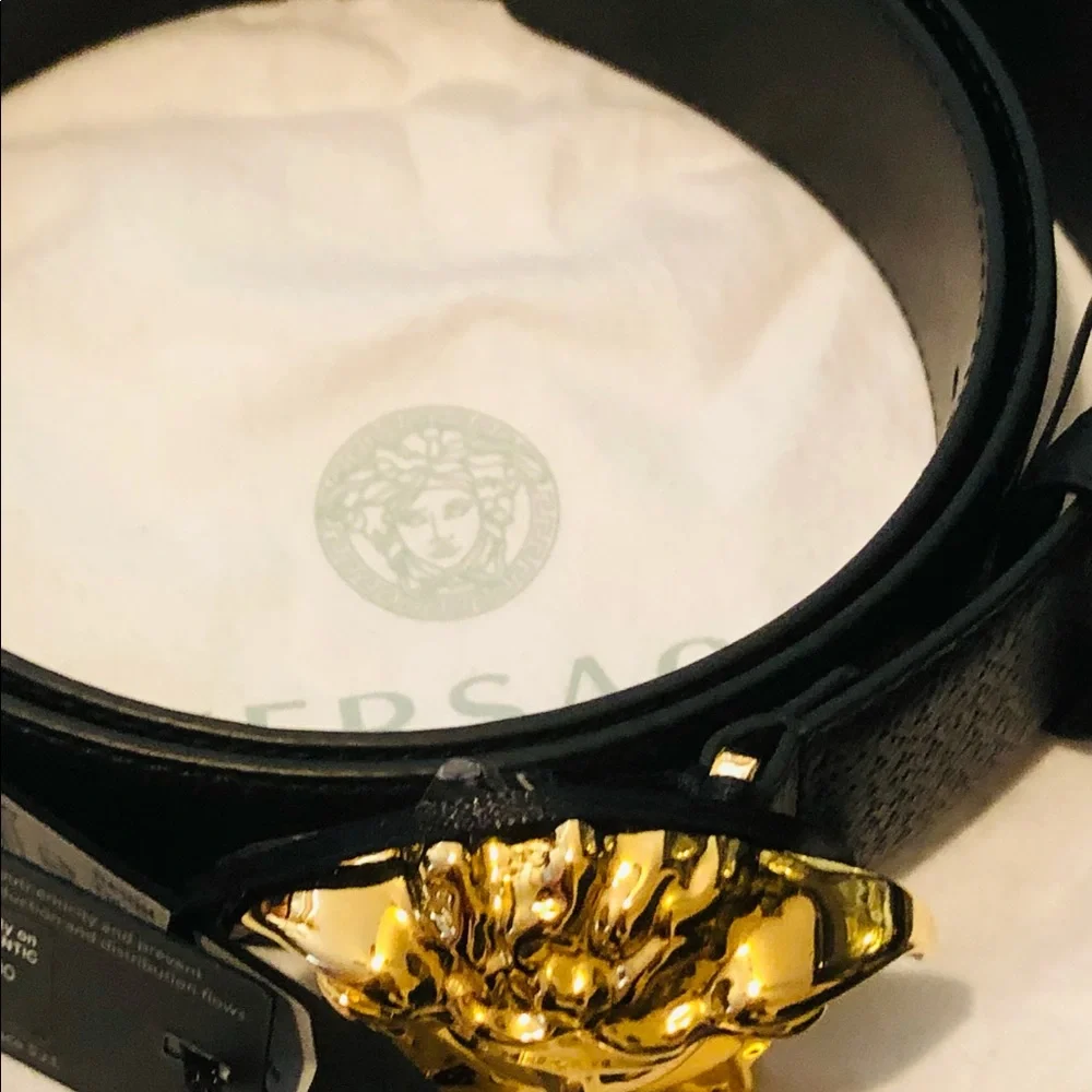 Versace Palazzo Calf Leather Belt-  NWT 💎🔥100cm